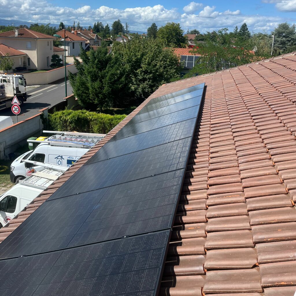 Installation panneaux photovoltaïques