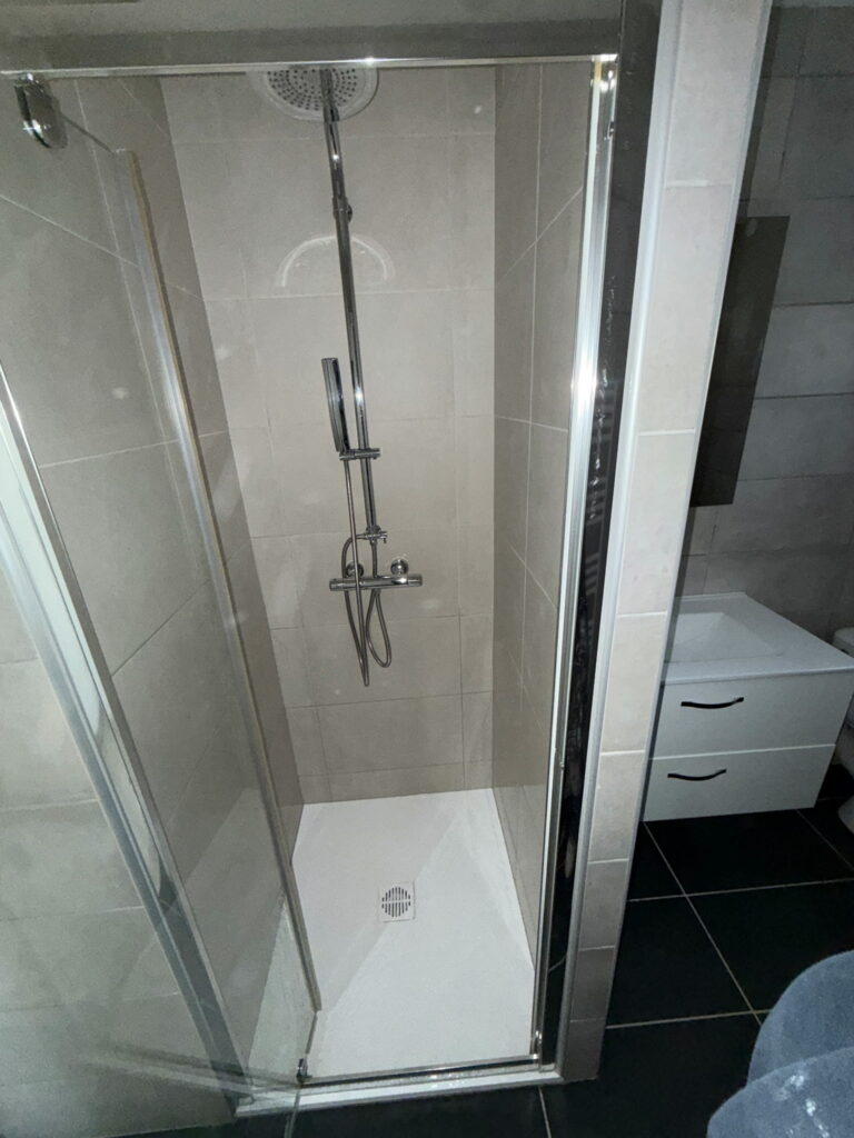 renovation-douche-appartement-montbrison