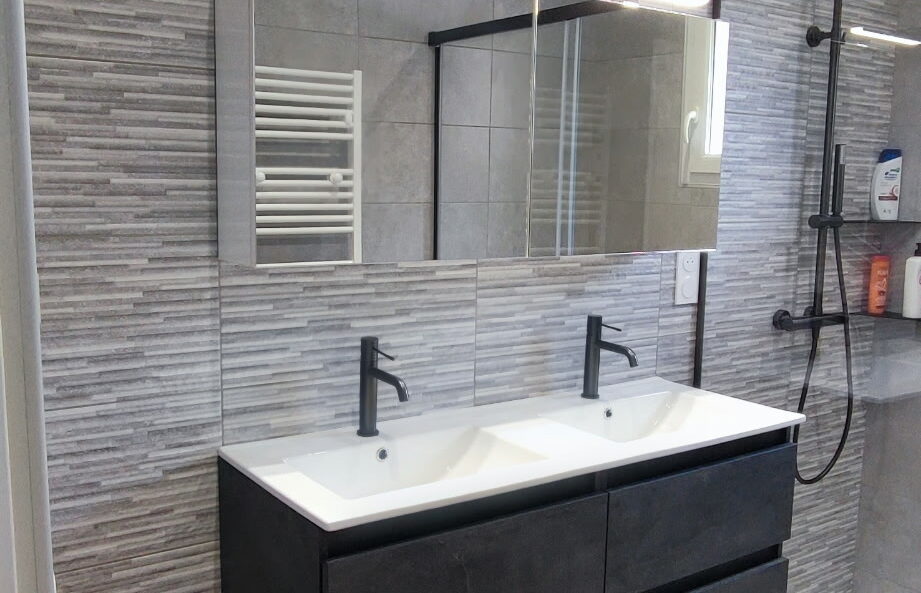 renovation-salle-de-bain-poncins
