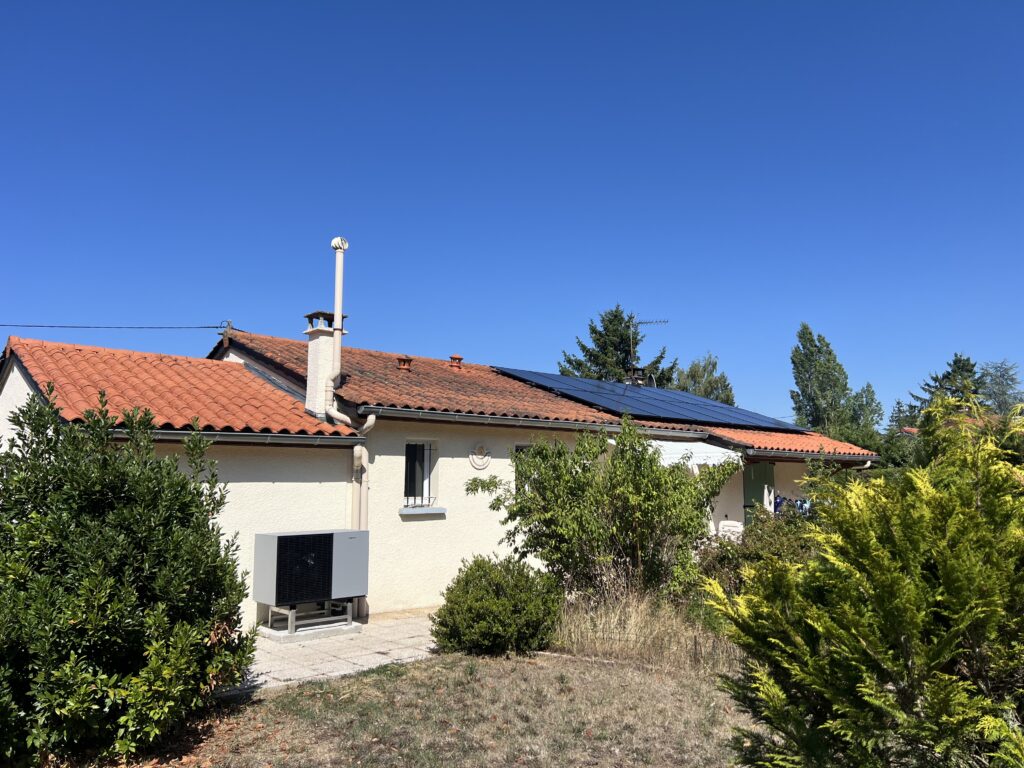 panneaux-photovoltaiques-feurs